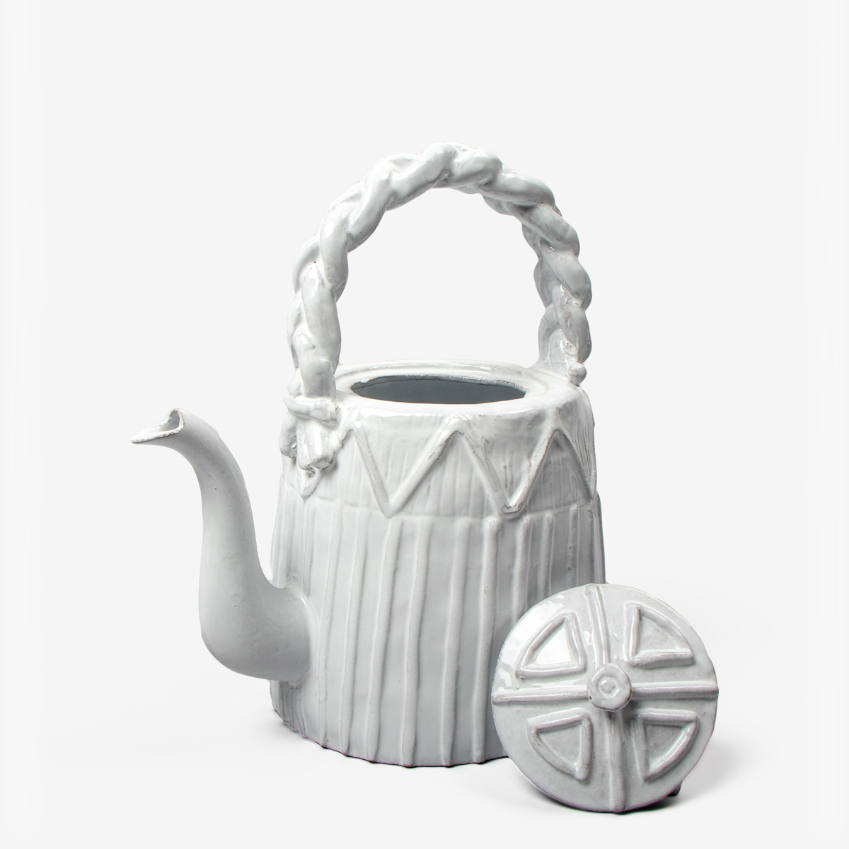 theepot met gevlochten handvat