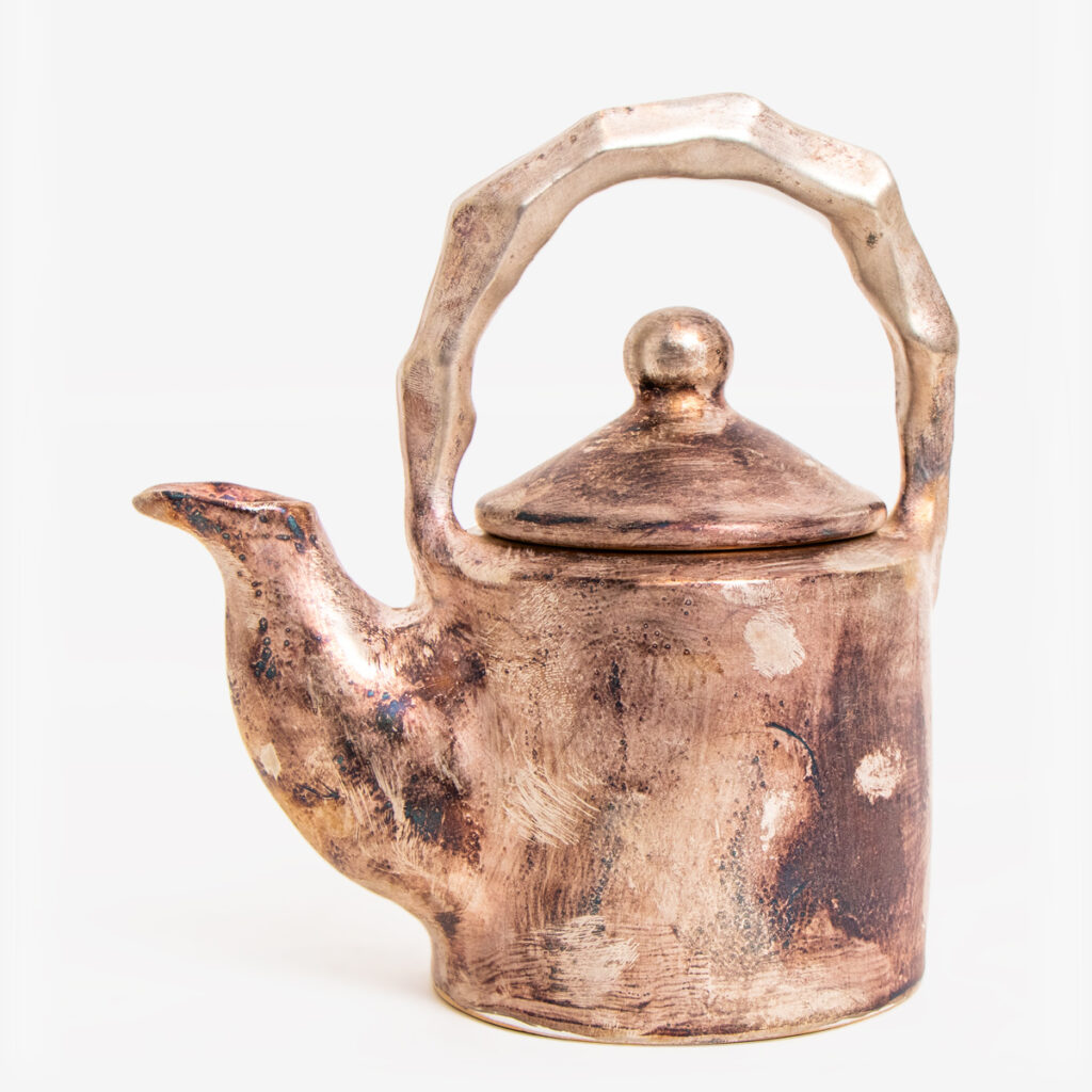 theepot charlotte matt gold