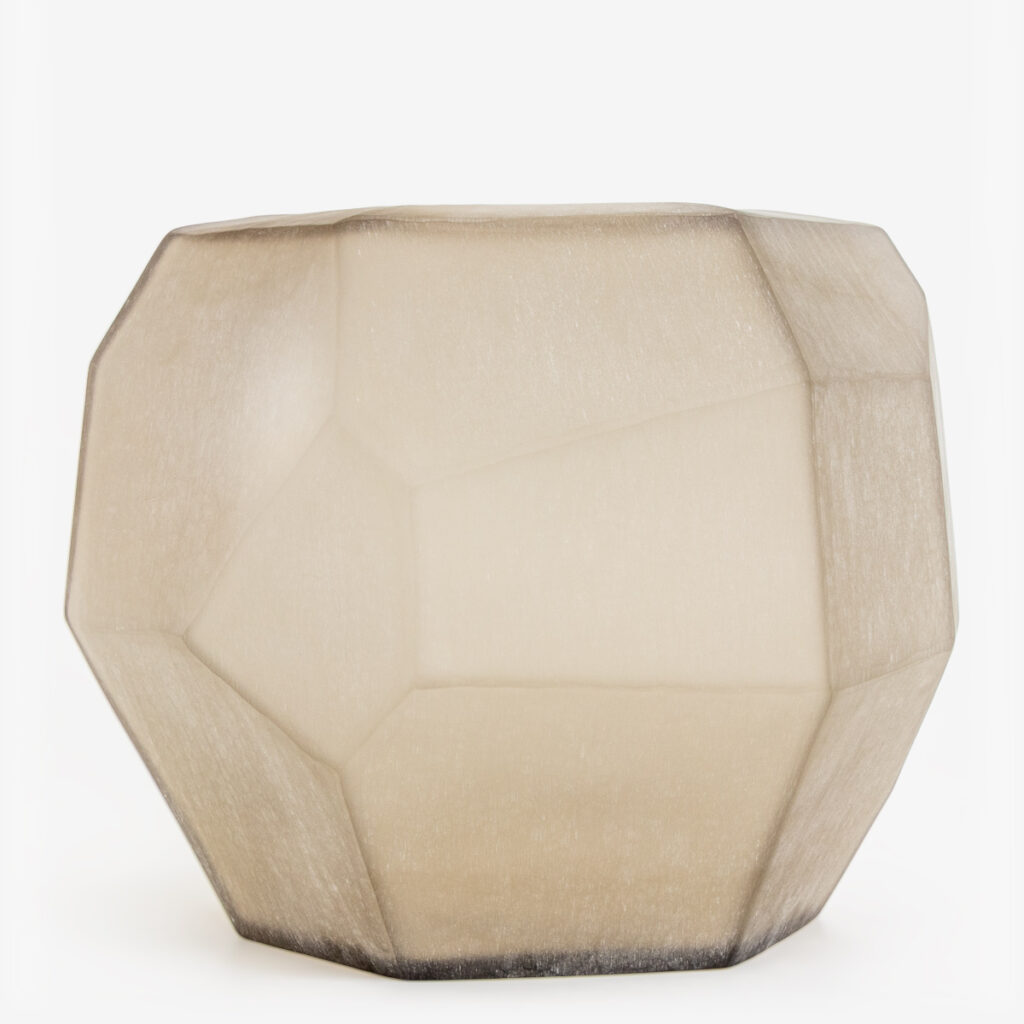 gx vaas cubistic round smokegrey 54617 1