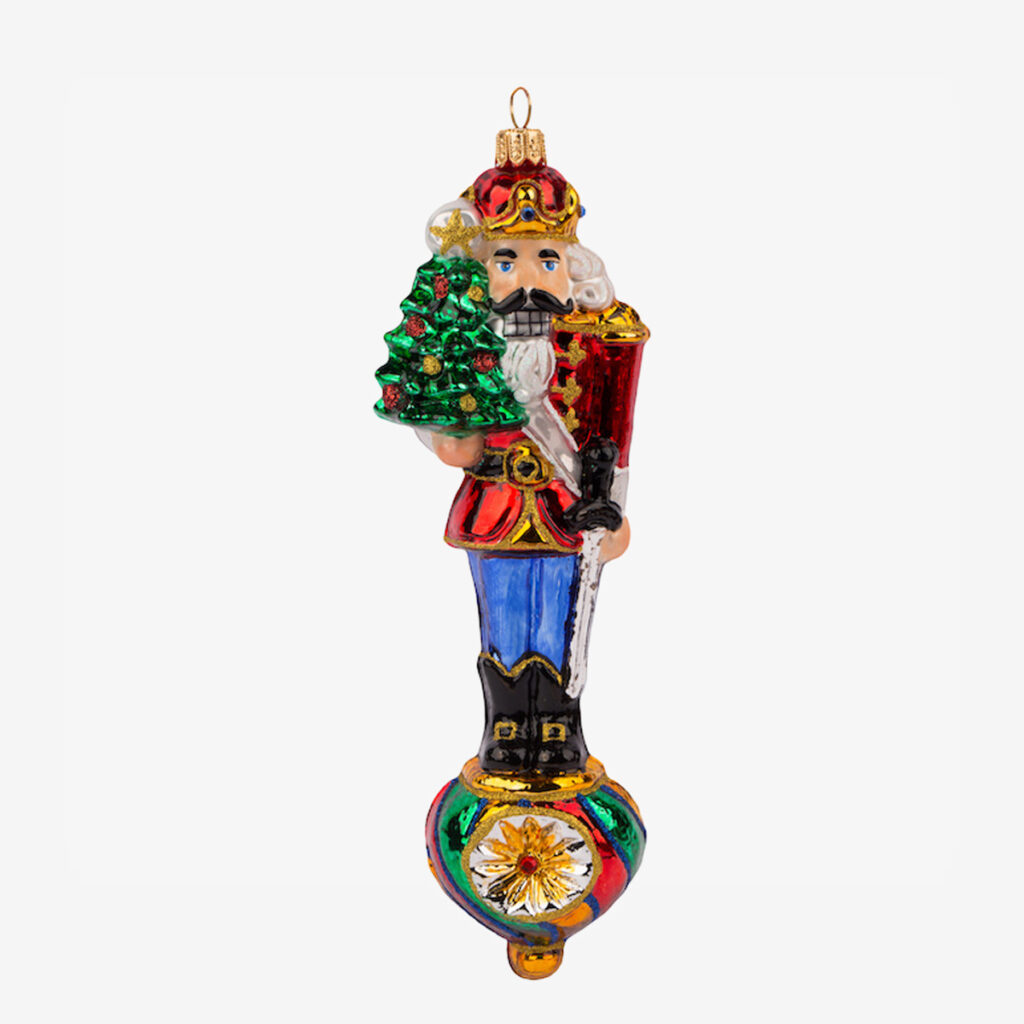kerstornament nutcracker with christmas tree 13294